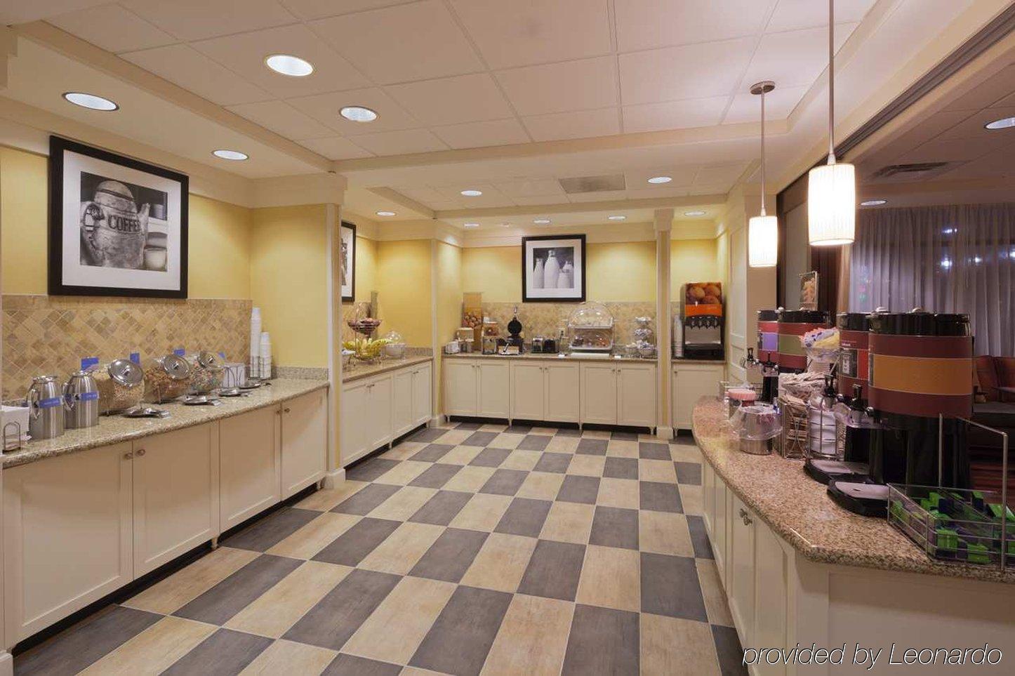 Hampton Inn Мосс-Пойнт Ресторан фото